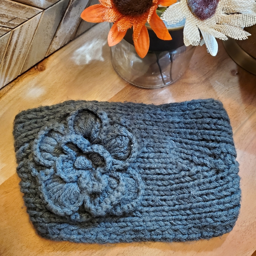 C c exclusive headwrap